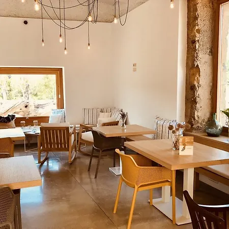 Alloggio per agriturismo Sestelrica *